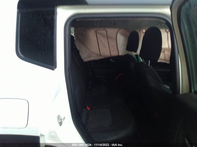 2015 JEEP RENEGADE TRAILHAWK VIN: ZACCJBCT0FPB55844