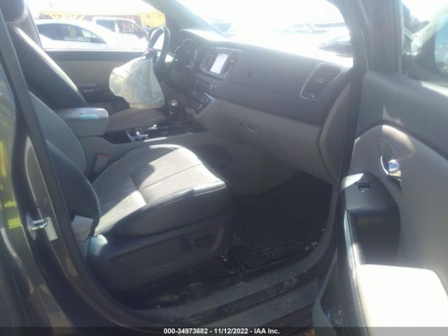 KNDMC5C10J6366971 KIA Sedona Sx