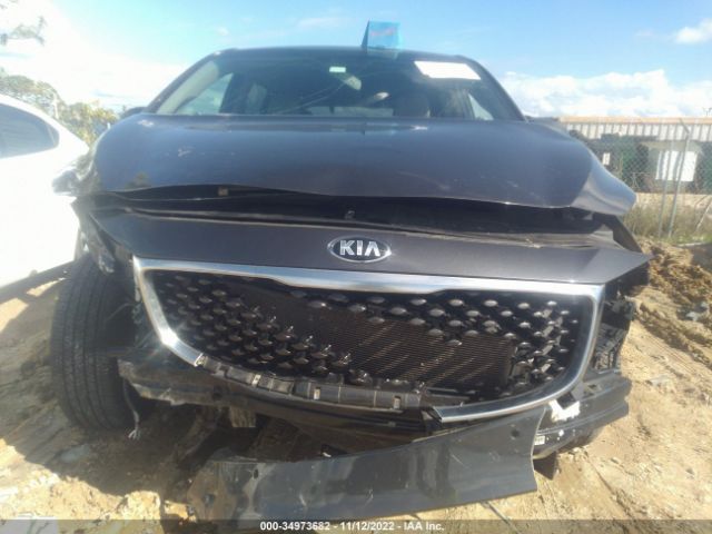 KNDMC5C10J6366971 KIA Sedona Sx
