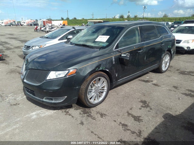 Lincoln MKT 2015 2LMHJ5ATXFBL04529 Image 2
