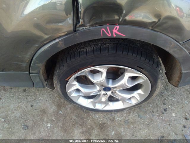 1FMCU0J97FUA61034 Ford Escape Titanium