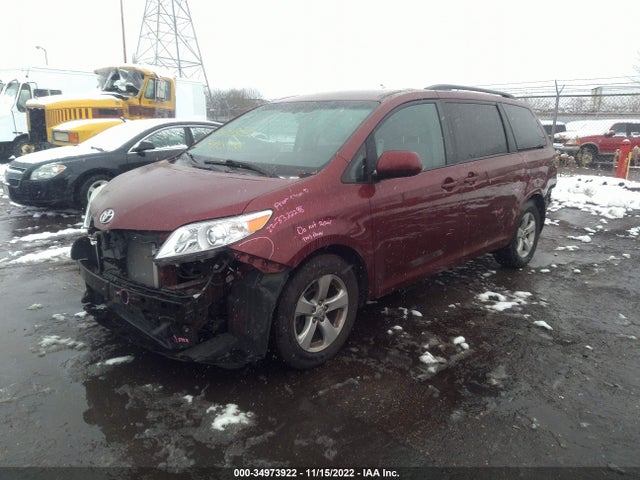 2017 TOYOTA SIENNA LE VIN: 5TDKZ3DC6HS844475
