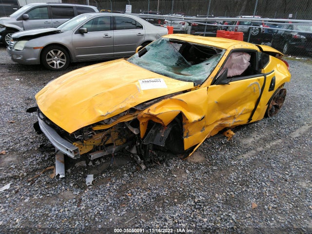 Nissan 370Z 2017 JN1AZ4EH2HM953249 Image 2