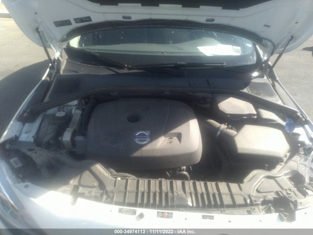 2015 Volvo V60, VIN: YV140MEJ9F1223158
