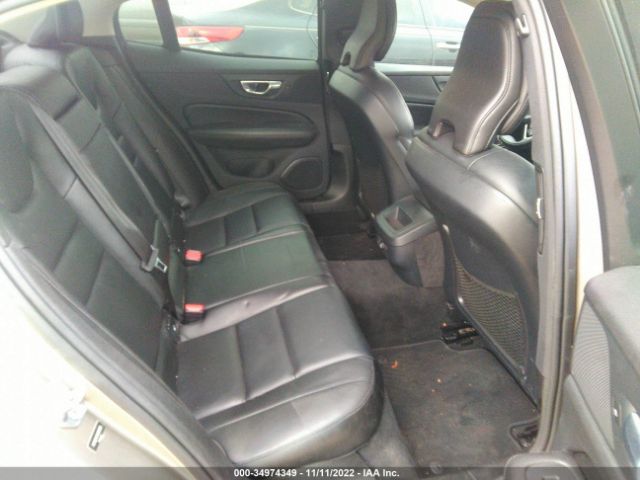 7JR102FK7KG001358 Volvo S60 Momentum