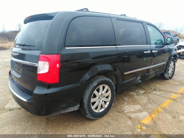 2016 Chrysler Town & Country, VIN: 2C4RC1BG5GR305394