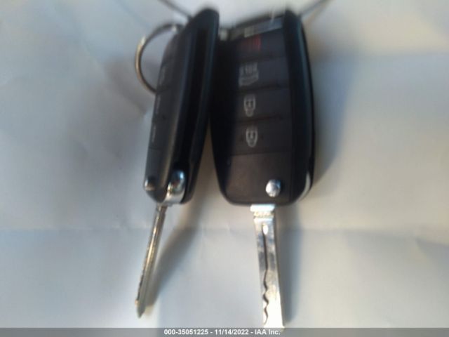 KNAGM4A75E5475995 KIA Optima Lx