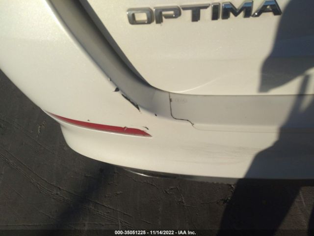 KNAGM4A75E5475995 KIA Optima Lx