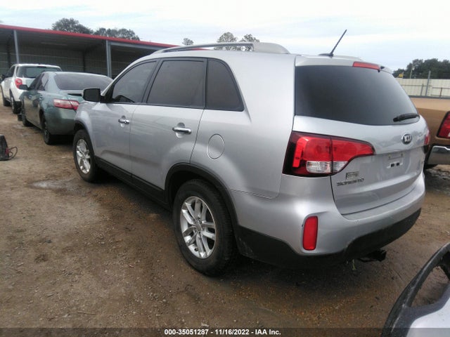 2015 KIA SORENTO LX VIN: 5XYKT4A70FG592747
