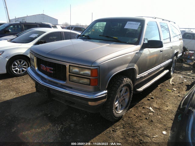GMC Suburban 1999 3GKFK16R9XG543177 Image 2