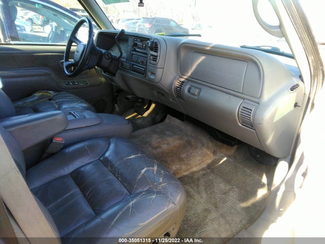 GMC Suburban 1999 3GKFK16R9XG543177 Image 6