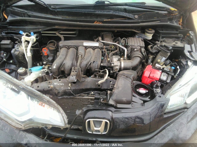 Honda FIT LX 2015 3HGGK5H51FM725801 Image 10