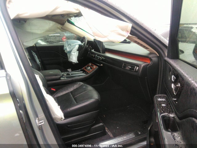 2020 Lincoln Aviator, VIN: 5LM5J7XC8LGL17492