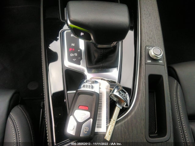 2022 Audi A4, VIN: WAUEAAF44NN011593
