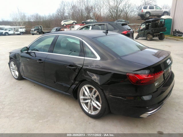 2022 Audi A4, VIN: WAUEAAF44NN011593