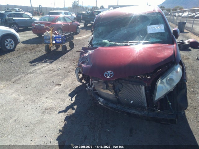 Toyota SIENNA LE 2017 5TDKZ3DC5HS829191 Image 6