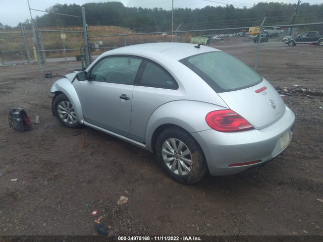 3VWF17AT2GM608776 Volkswagen Beetle Coupe 1.8t Fleet Edition