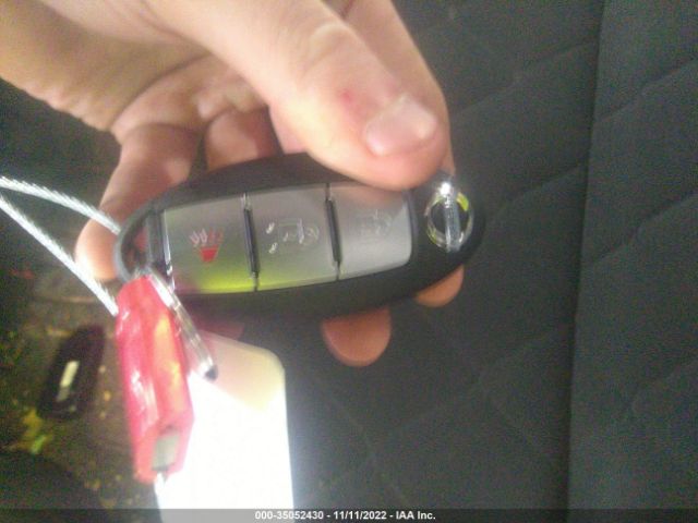 3N1CP5BV4LL541755 Nissan KICKS S