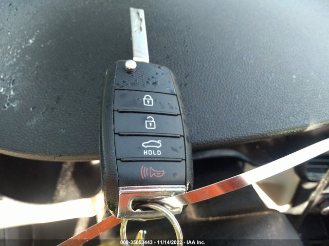Продажа на аукционе авто 2016 Kia Optima Lx, vin: 5XXGT4L39GG014121, номер лота: 35053443