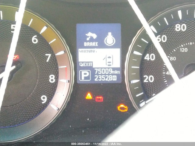 2016 Infiniti Q70, VIN: JN1BY1APXGM220254