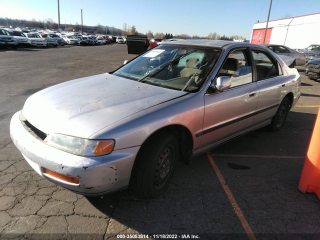 1997 HONDA ACCORD SDN LX VIN: 1HGCD5634VA052539