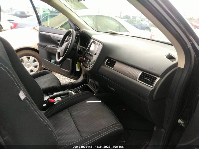 JA4AD2A33JZ052677 Mitsubishi Outlander Es