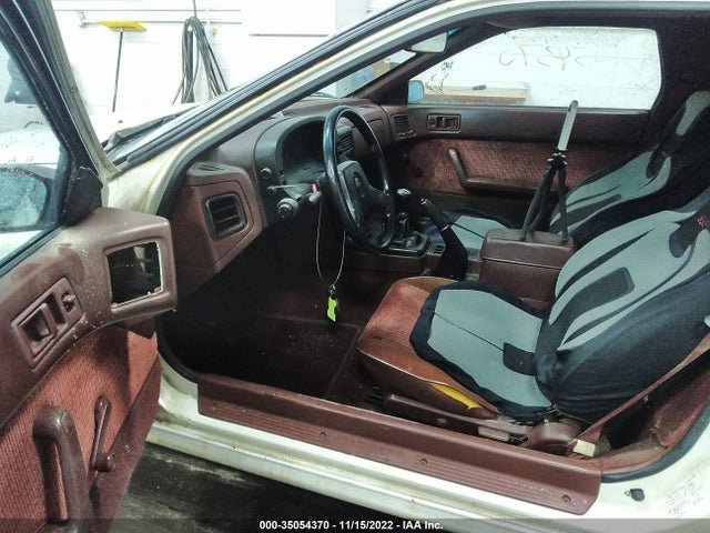 1986 MAZDA RX7 VIN: JM1FC3318G0140475
