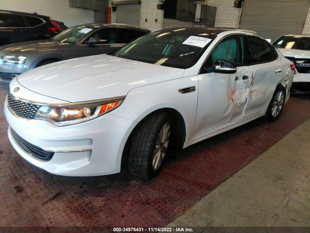 2017 Kia Optima, VIN: 5XXGU4L30HG131830