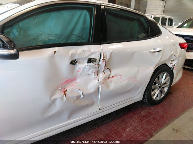 2017 Kia Optima, VIN: 5XXGU4L30HG131830