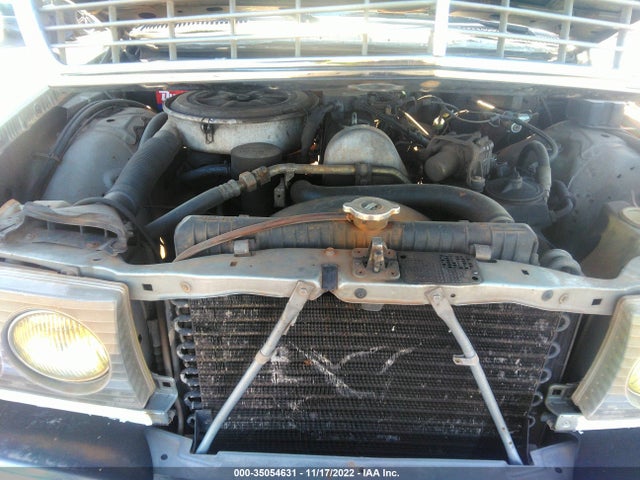 1982 MERCEDES-BENZ 240 D VIN: WDBAB23A3CB320600