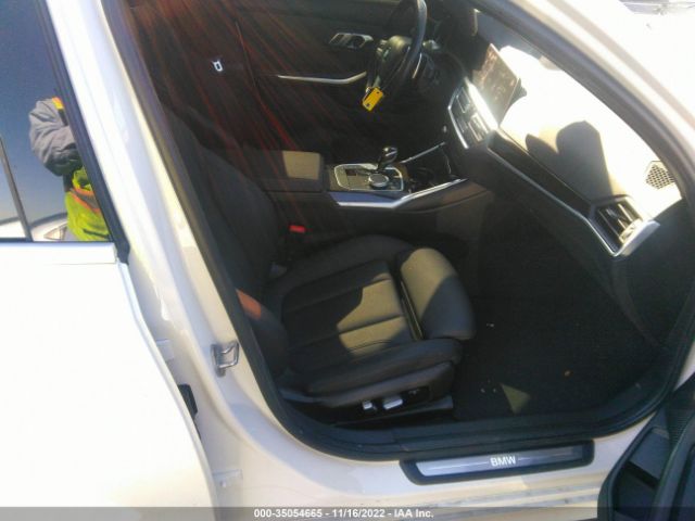 3MW5R1J03M8B66750 BMW 3 Series 330i