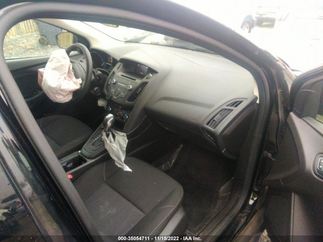 2016 FORD FOCUS SE VIN: 1FADP3F21GL371559