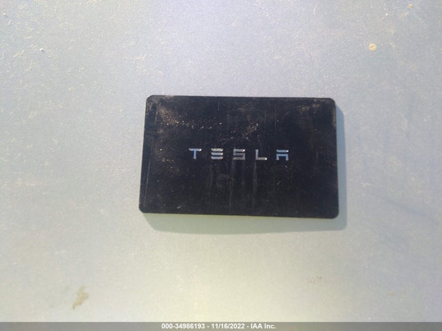 2022 Tesla Model S, VIN: 5YJSA1E51NF473639