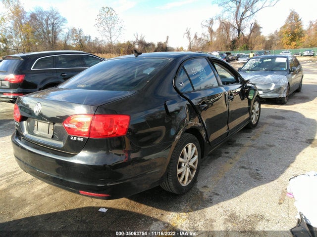 3VWDP7AJ9CM471110 Volkswagen Jetta Sedan Se W