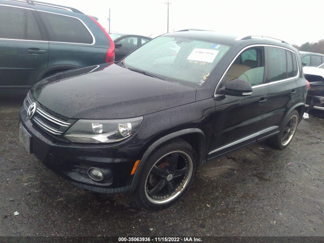 WVGBV7AX7GW057085 Volkswagen Tiguan