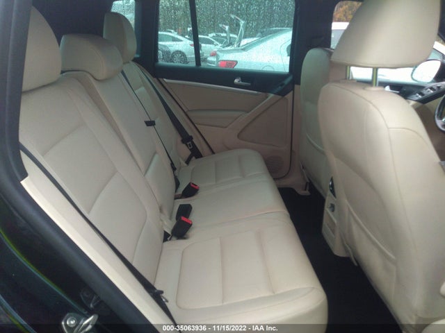 WVGBV7AX7GW057085 Volkswagen Tiguan