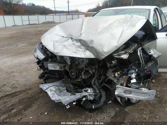2017 AUDI A4 PREMIUM VIN: WAUANAF4XHN024856