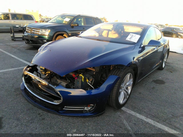 Tesla MODEL S 2015 5YJSA1S28FF085383 Image 2