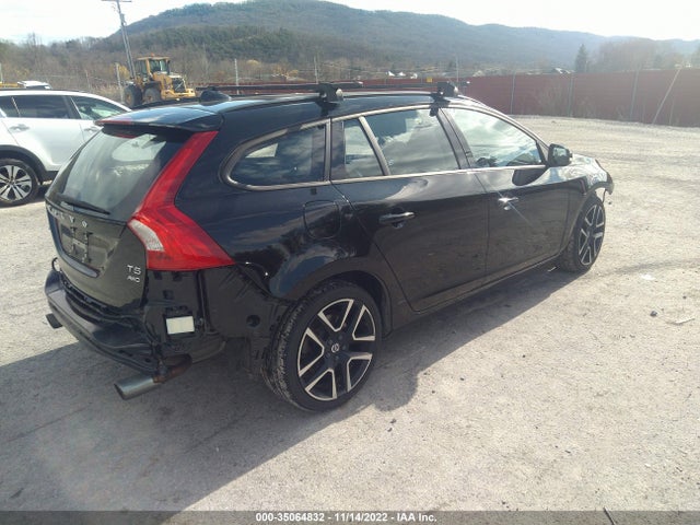 Volvo V60 2018 YV140MSLXJ2396387 Image 4