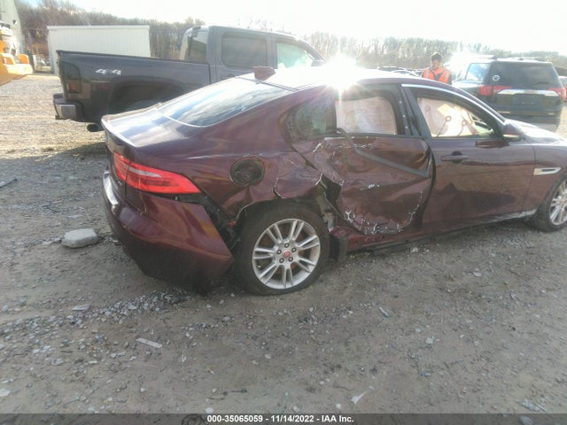 SAJAD4BG1HA949963 Jaguar XE