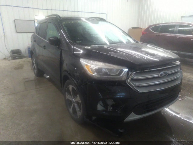 2018 Ford Escape, VIN: 1FMCU9HD5JUB74343