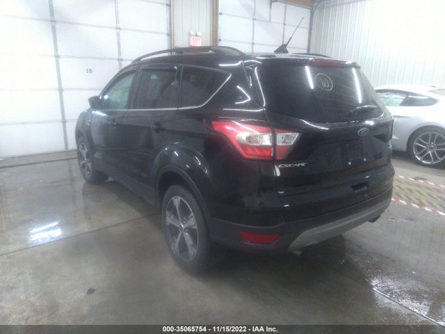 2018 Ford Escape, VIN: 1FMCU9HD5JUB74343