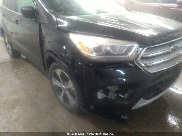 2018 Ford Escape, VIN: 1FMCU9HD5JUB74343