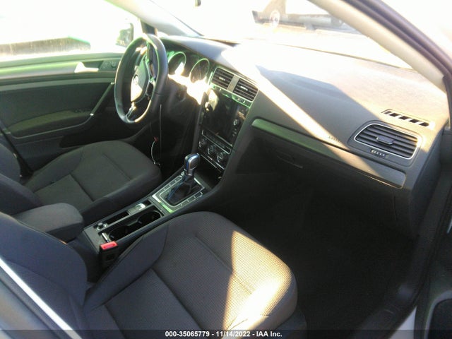 2019 Volkswagen Golf, VIN: WVWKR7AU6KW908185