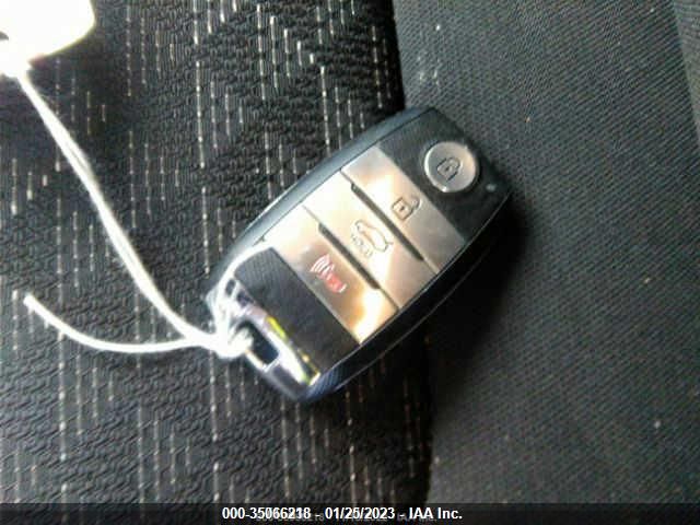 3KPA24AD8ME391614 KIA RIO S