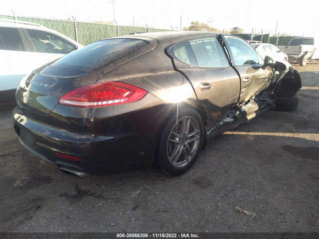 2015 Porsche Panamera, VIN: WP0AA2A70FL000841
