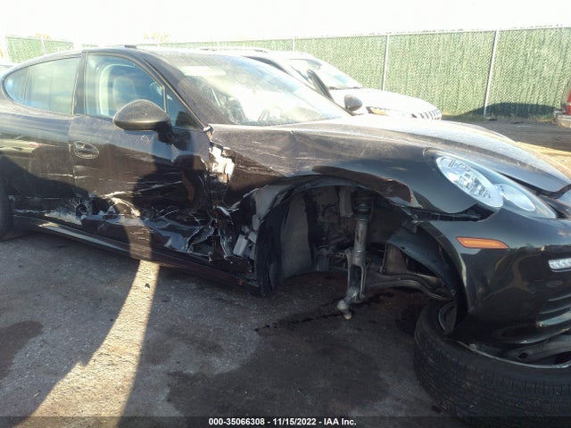 2015 Porsche Panamera, VIN: WP0AA2A70FL000841