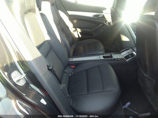 2015 Porsche Panamera, VIN: WP0AA2A70FL000841