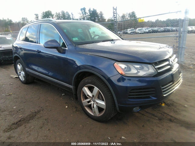 2014 Volkswagen Touareg, VIN: WVGEP9BP2ED000819