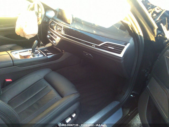 BMW 7 Series 740i 2022 аукцион фото